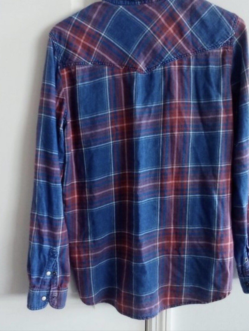 American Eagle Boyfriend Fit Flannel - Picture 3 of 4